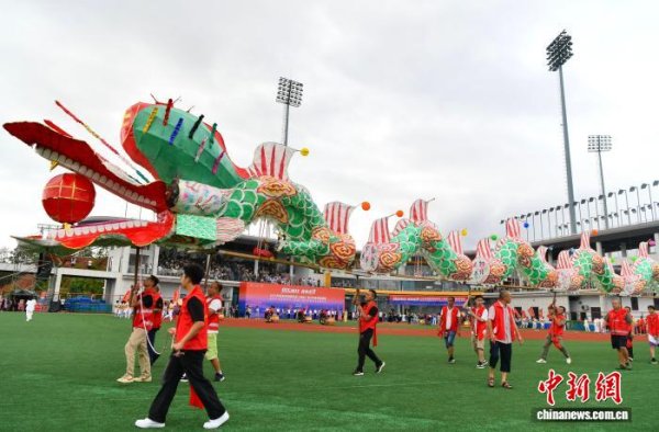 金牛股 近200名海峡两岸暨港澳地区青少年同台比拼“快乐棒球”